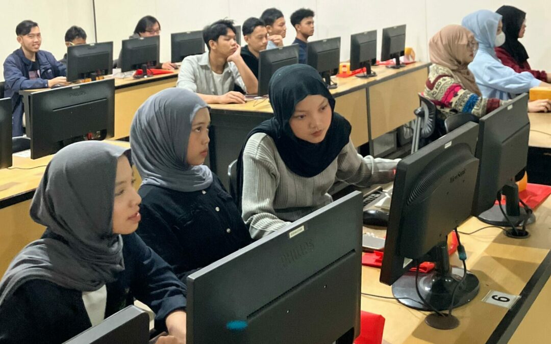 STMIK LIKMI Sukses Gelar Summer Class 2025: Bekali Siswa SMA/K dengan Keterampilan Desain dan AI Terkini